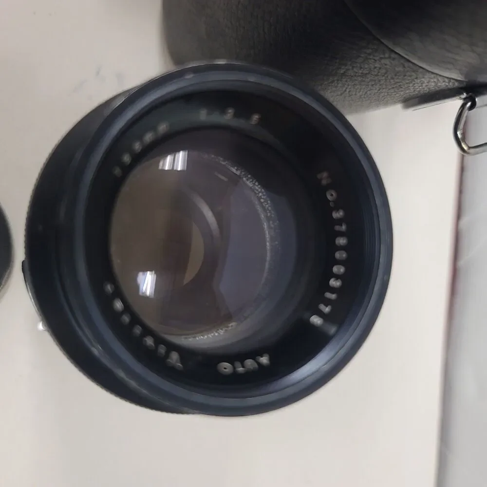 Vivitar 135mm f2.8 Auto MF Telephoto Portrait M42 Screw Mount Lens No. 378003178